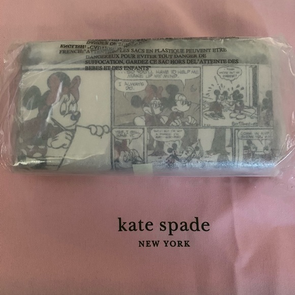 ♠️♠️KATE SPADE ♠️ ♠️ New York Disney X Mickey Mouse wallet NWT - Picture 5 of 6
